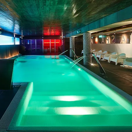 Alcazar &