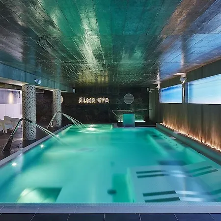 Szálloda Alcazar & 4*