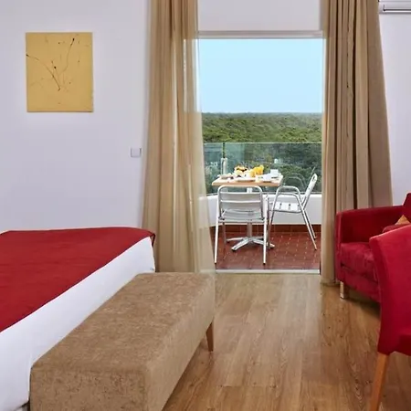 Hotel Alcazar Hotel&spa 4*