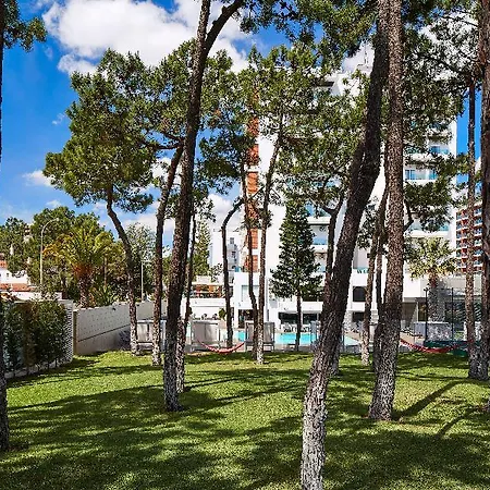 Hotel Alcazar &