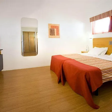Szálloda Alcazar & 4*