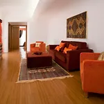 Alcazar & 4*