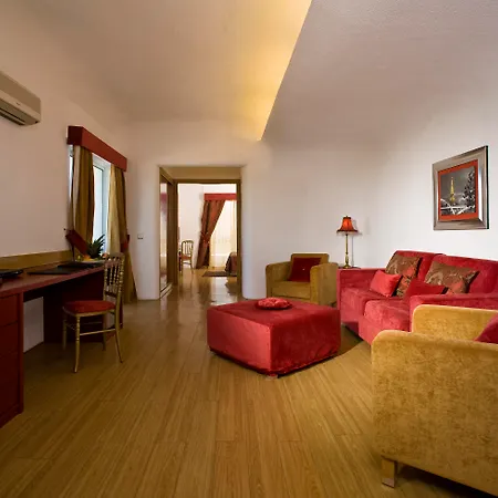 Alcazar & Hotel Monte Gordo